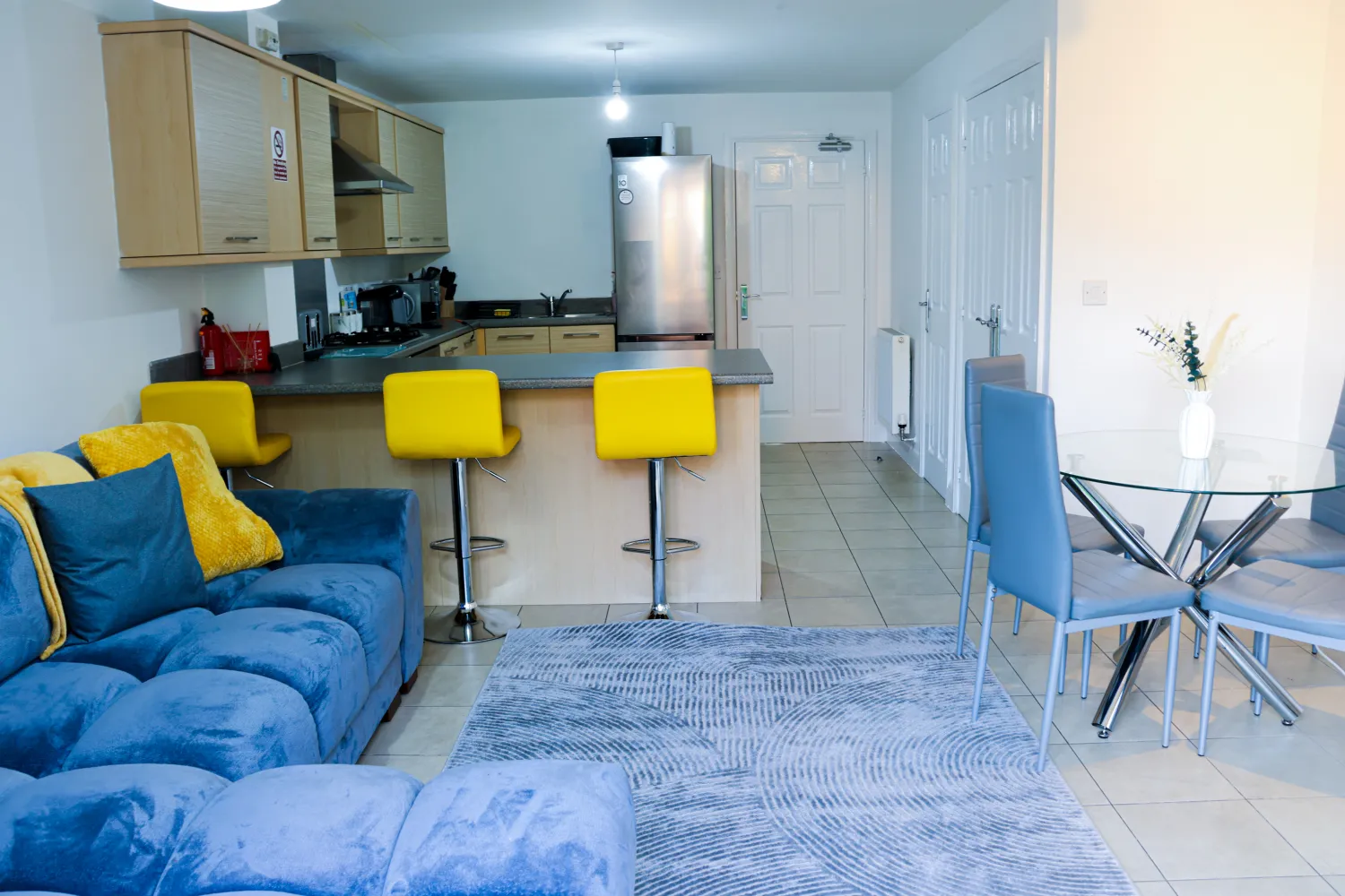 Open-plan living and kitchen in a Trade Nest Stays corporate let